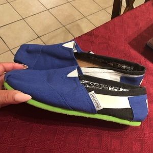 Happy Feet SlipOns sz.8